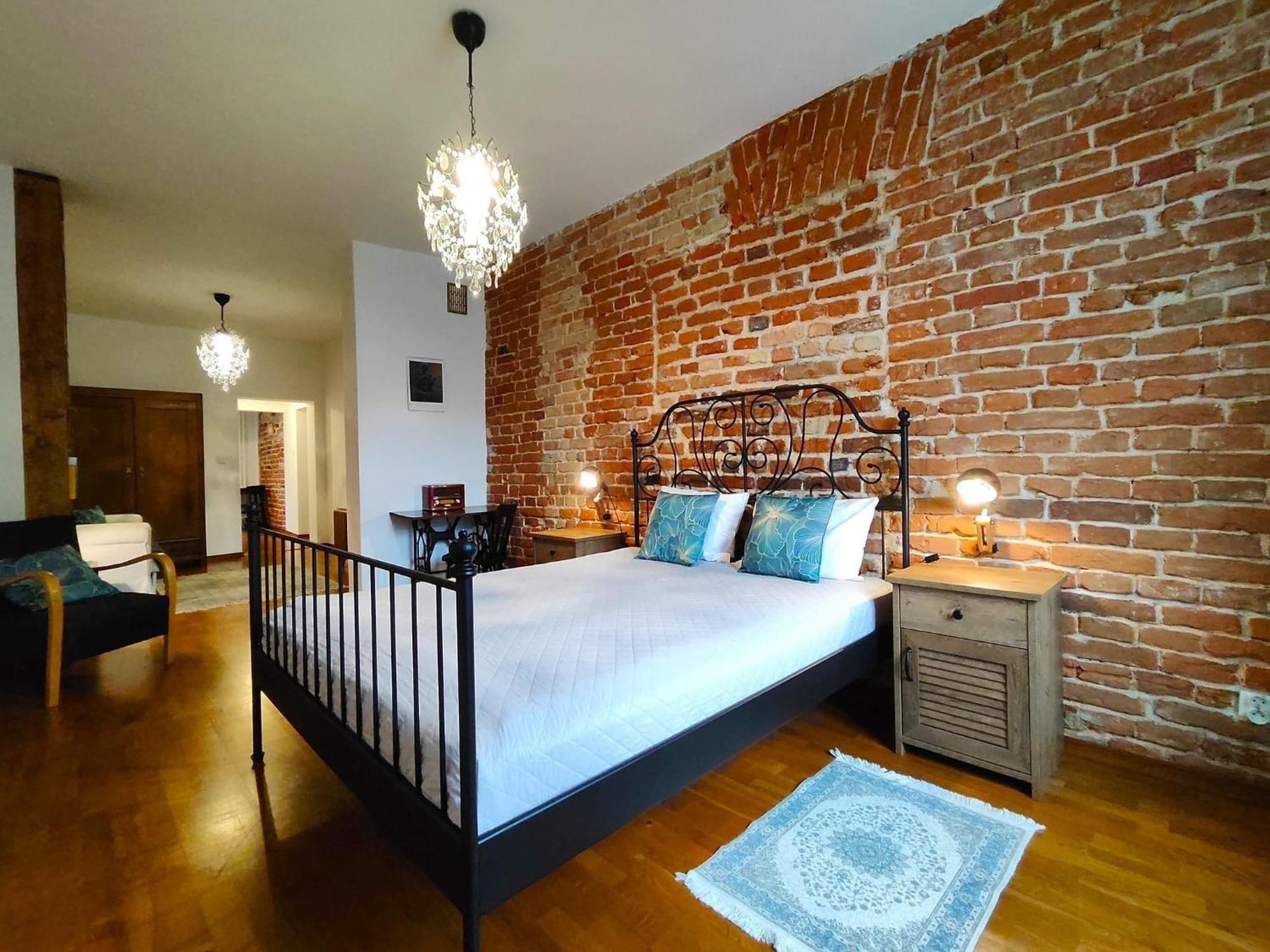 Apartament Skorpion Centrum Sanok Buitenkant foto